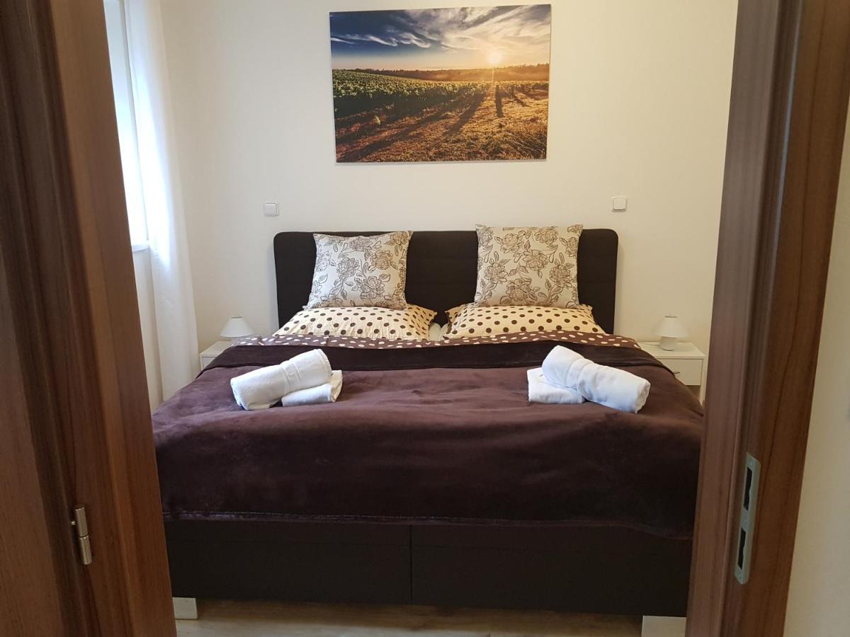 Apartman Rezidence Мікулов Екстер'єр фото