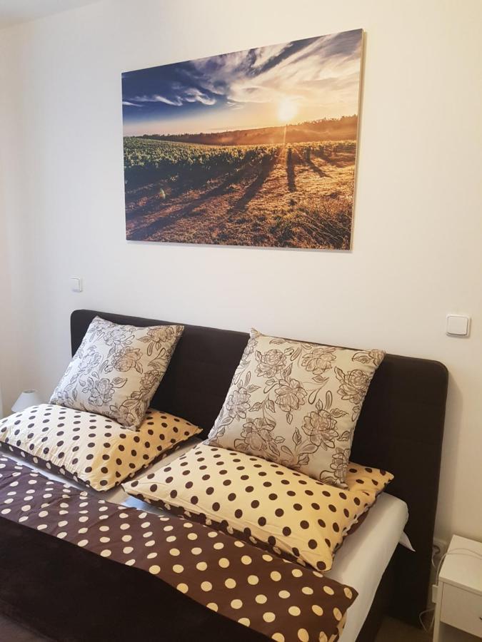 Apartman Rezidence Мікулов Екстер'єр фото